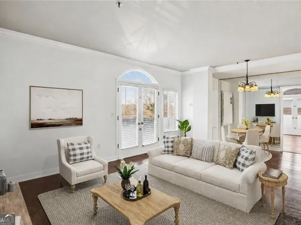 2161 Peachtree Rd NE APT 205, Atlanta, GA 30309