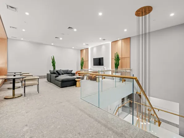 597 Grand Street image 12 of 17