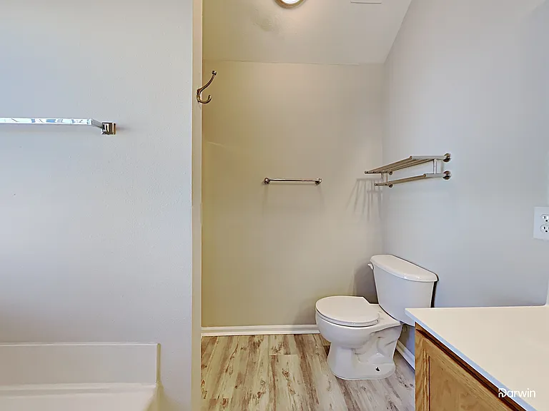 6037 Grove Creek Ln — Photo 9