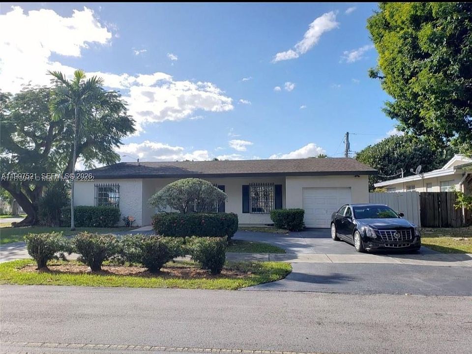 1st image of 3040 SW 77th Ct