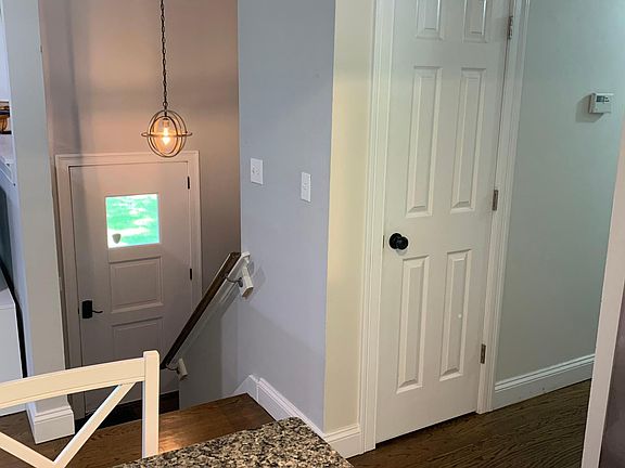 2nd image of 8 Florence Dr