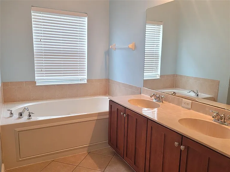 20722 Great Laurel Ave — Photo 15