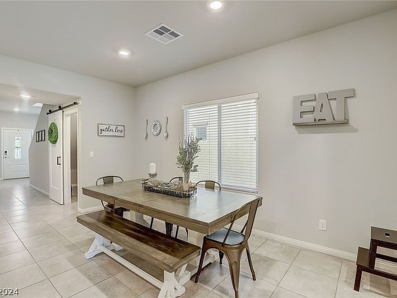3rd image of 4043 Beech Fern Ave
