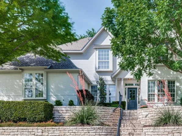 4217 Shadow Dr, Fort Worth, TX 76116