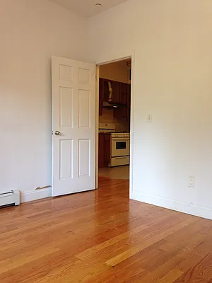 Rented by P Management | media 19