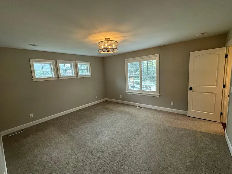112 Oakwood Rd — Photo 19