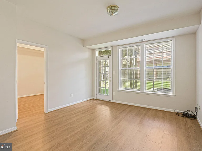 2658 Logan Wood Dr — Photo 30