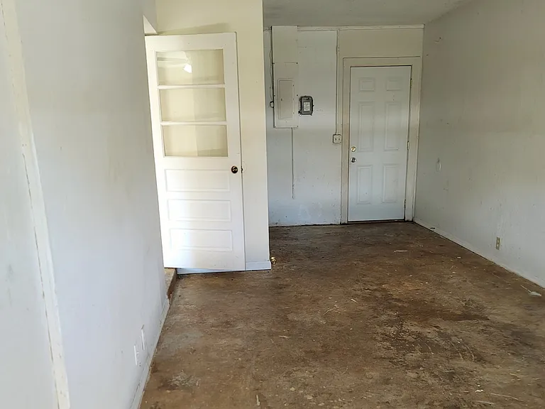 1712 Tuttle St #2 — Photo 8