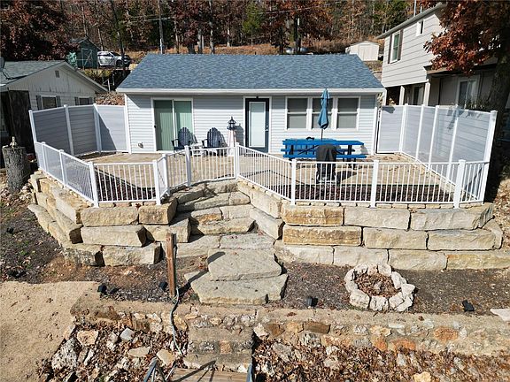 3rd image of 226 Bill Rubys Dr