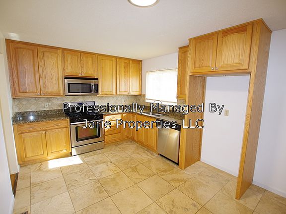 2nd image of 1630 Layven Ave