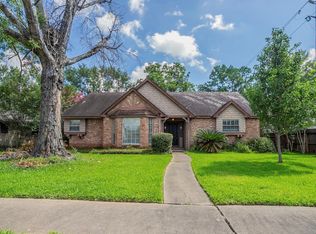 5606 Water Leaf Ln, Houston, TX 77088