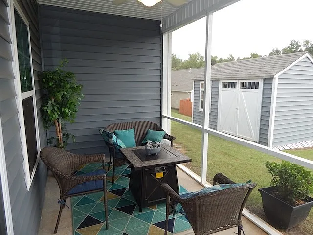 229 Carvel Trl — Photo 31