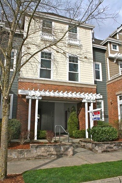 1st image of 1431 Huckleberry Cir