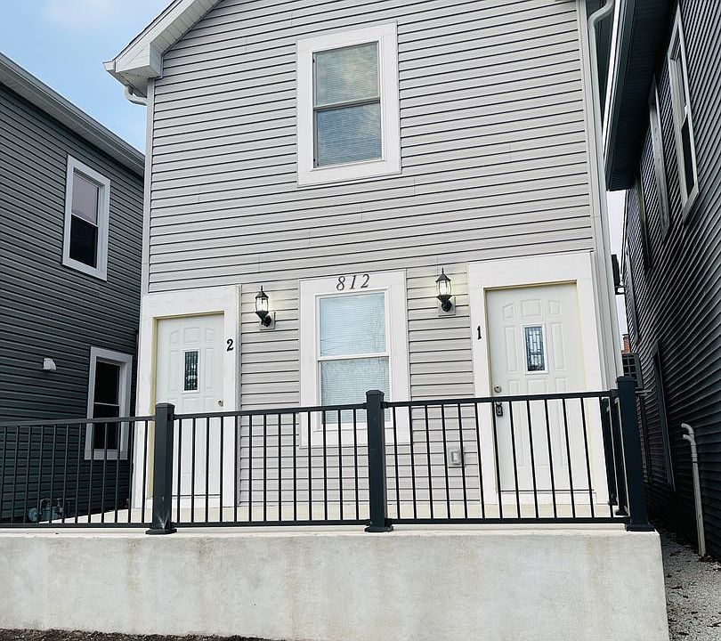 1st image of 812 Brown St #1