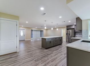 1198 W Camino Real, Boca Raton, FL 33486