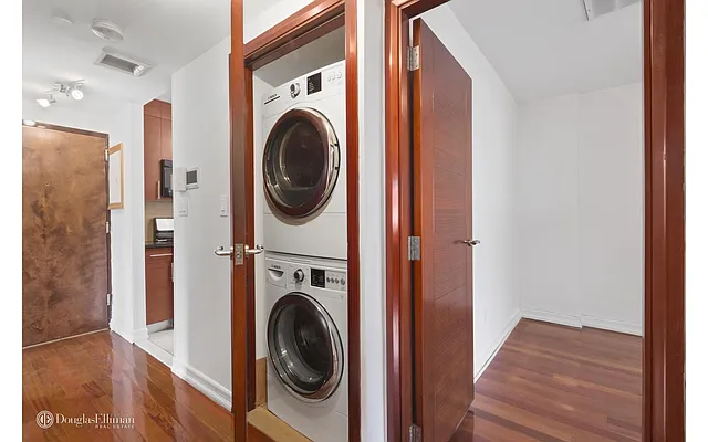 Sold by Douglas Elliman | media 14