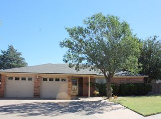 9203 Gary Ave, Lubbock, TX 79423