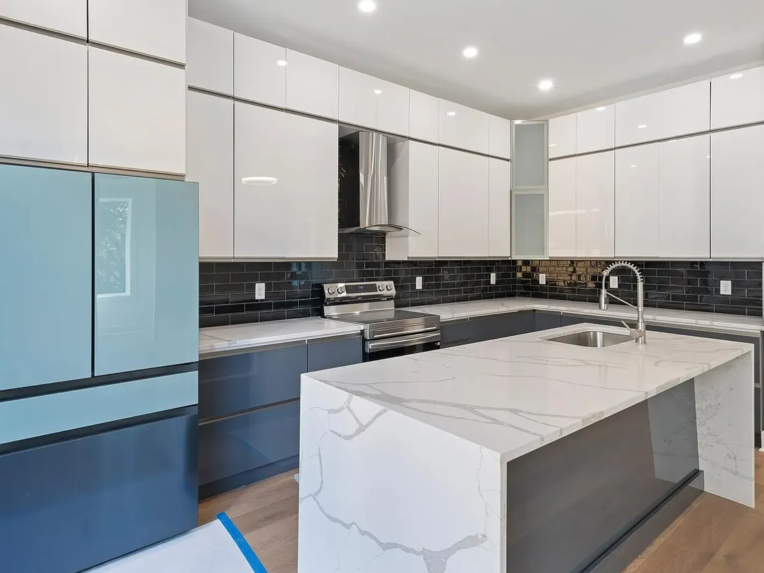 1215A Ireland Ave — Photo 4