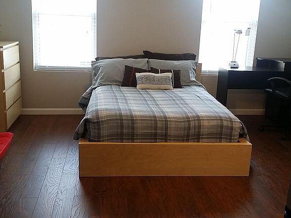 2nd image of 3731 Fairmount Ave Unit 2
