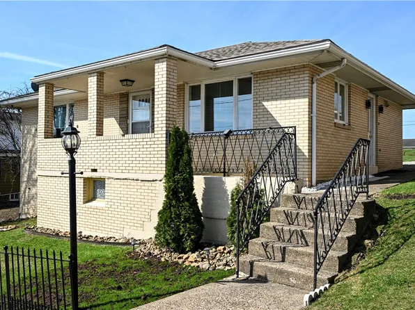 1055 Dennis Ave, Monessen, PA 15062