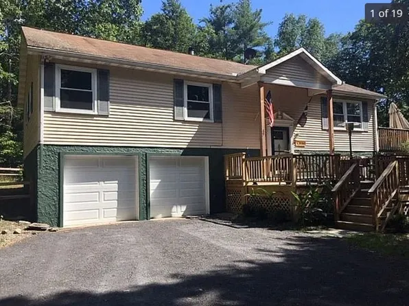 35 Deerhaven Ln, Saugerties, NY 12477