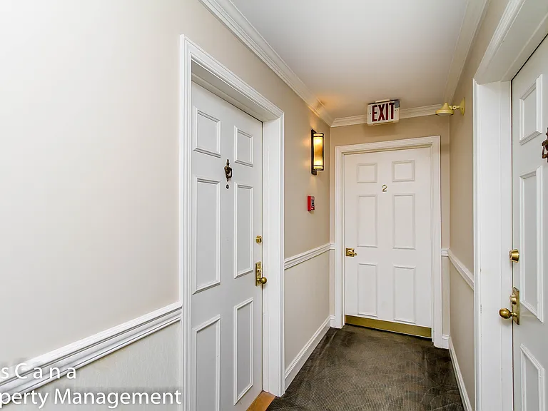 222 Bruyere St #201 — Photo 4