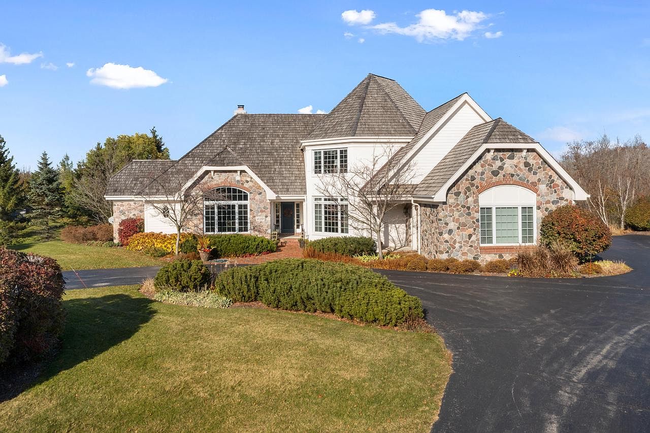 4020 West Canterbury CT, Mequon, WI 53092 Zillow