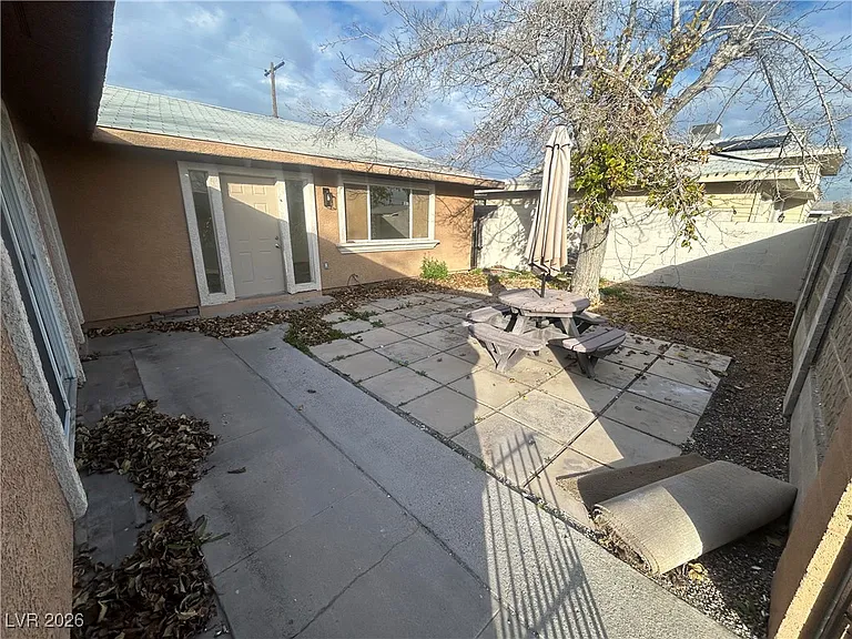 5900 Fawn Ave — Photo 33