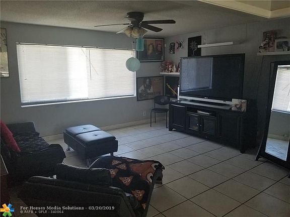 2nd image of 193 SE 27th Ave