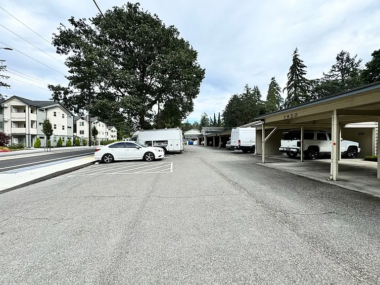 Washington Terrace Apartments — Photo 21