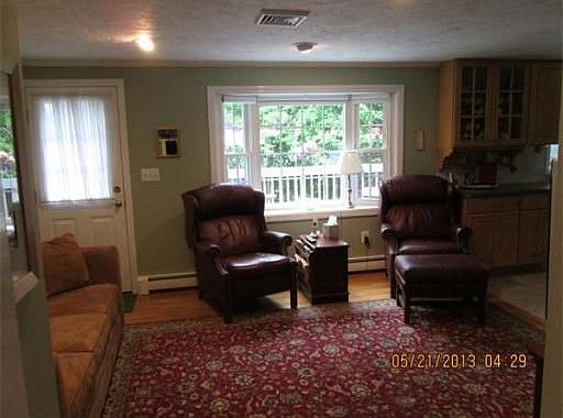 5th image of 67 Hazelwood Dr