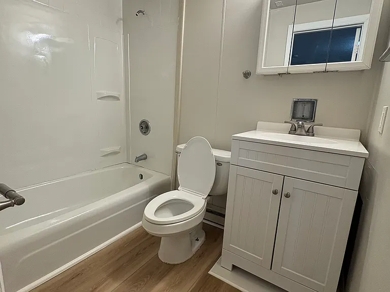 165 Main St #4 — Photo 11