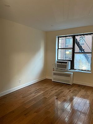 2nd image of 336 E 95th St APT 2A
