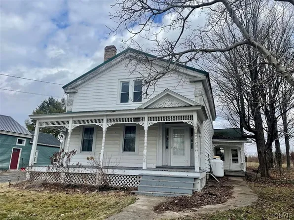 1838 E Lake Rd, Skaneateles, NY 13152