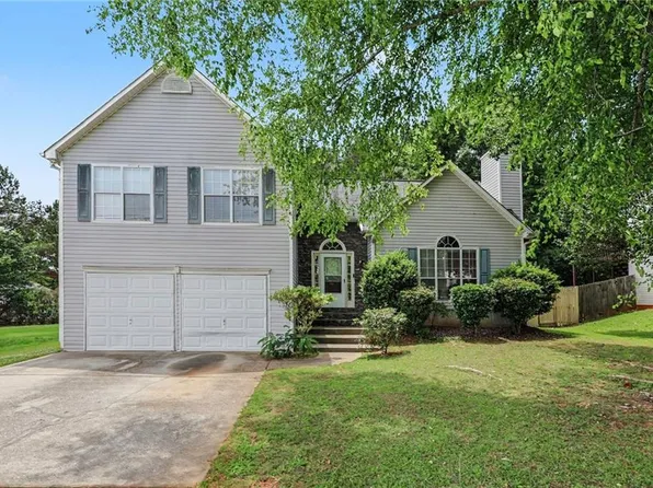10617 Barberry Dr, Hampton, GA 30228