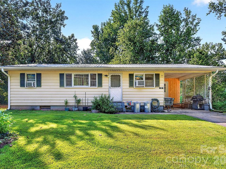 1st image of 55 Edwards Dr