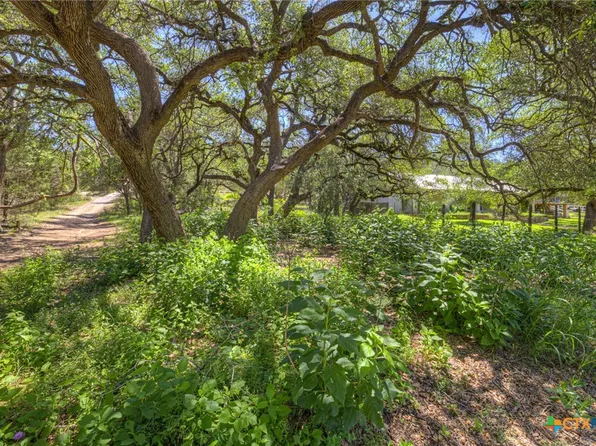 130 Lazy Leaf, Wimberley, TX 78676