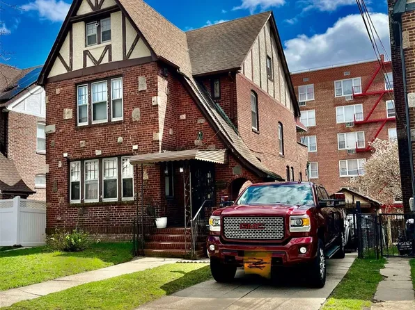 187-28 Wexford Terrace image 1 of 2