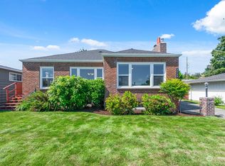 7729 S Mission Dr, Seattle, WA 98178