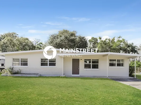 320 N Hilltop Dr, Titusville, FL 32796