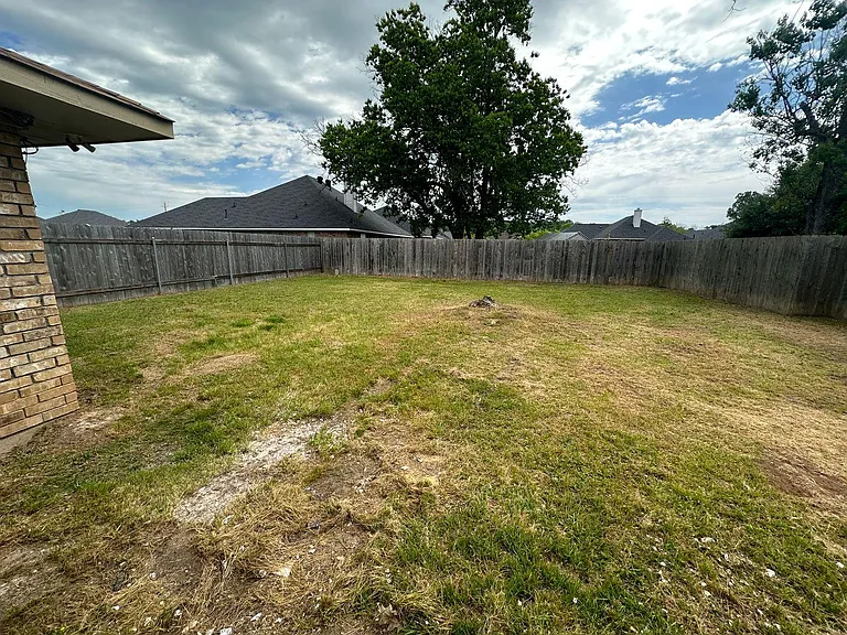 2426 Brookhaven Dr — Photo 12
