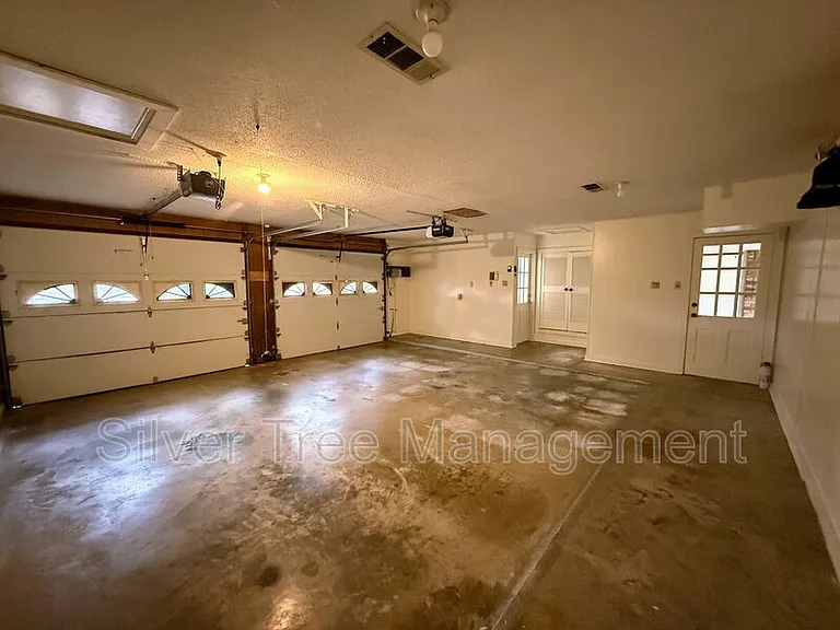 1710 Dickerson Dr — Photo 38