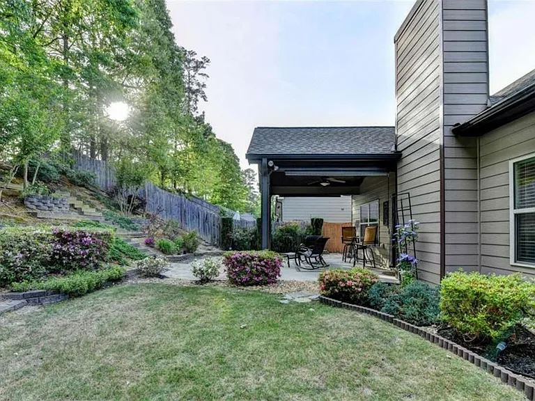 2130 Line Dr — Photo 30
