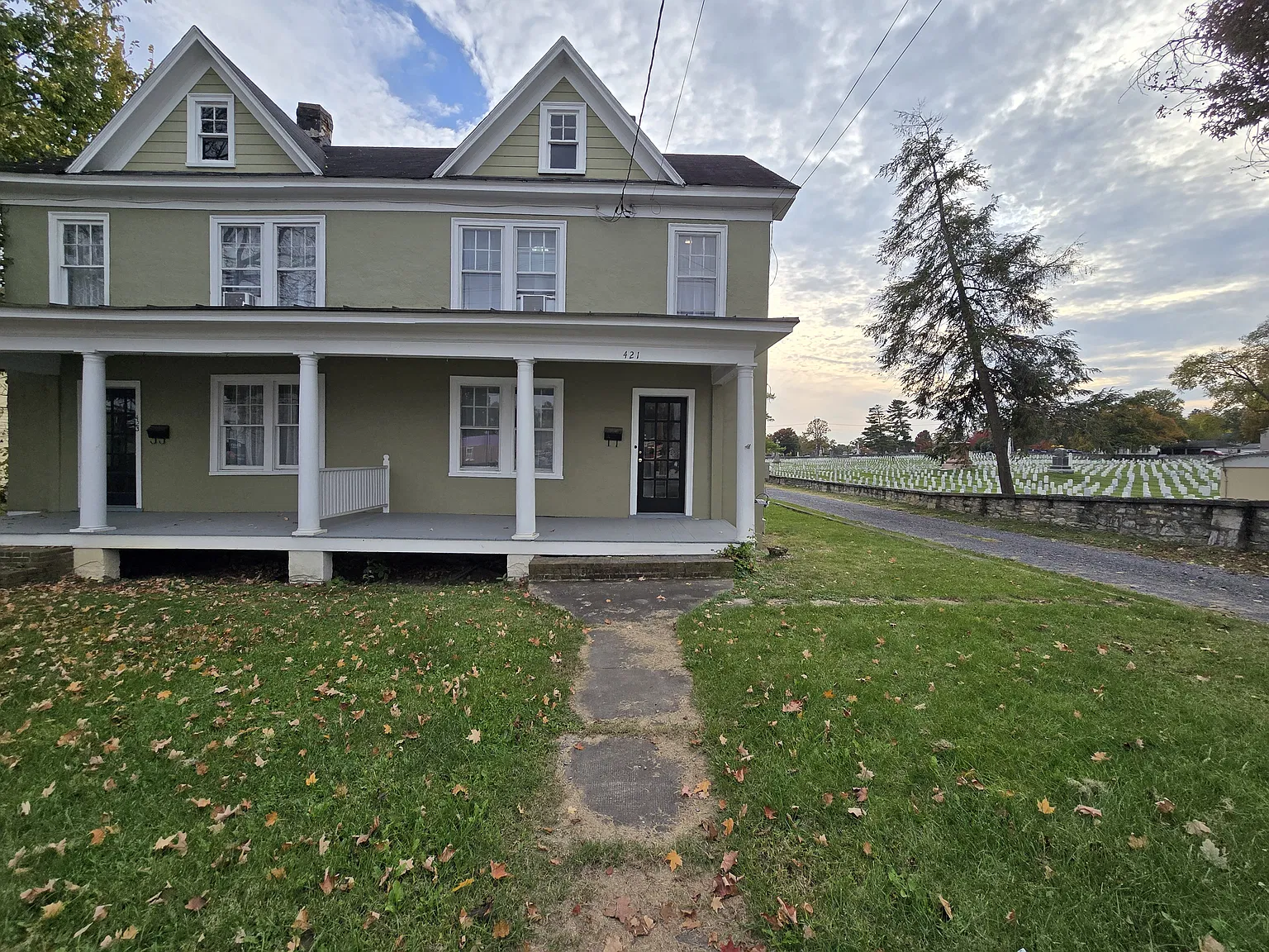 3 bed, 1670 sqft, $1,775 — Photo 1