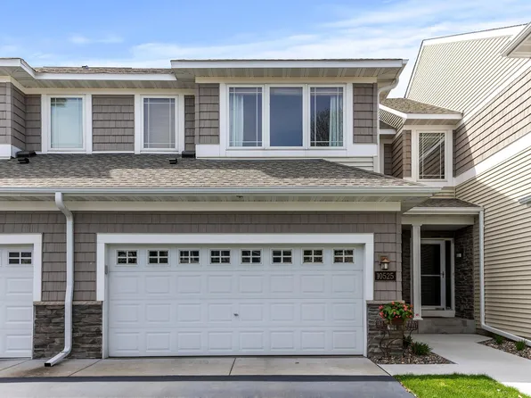 10525 Bay View Ln, Woodbury, MN 55129