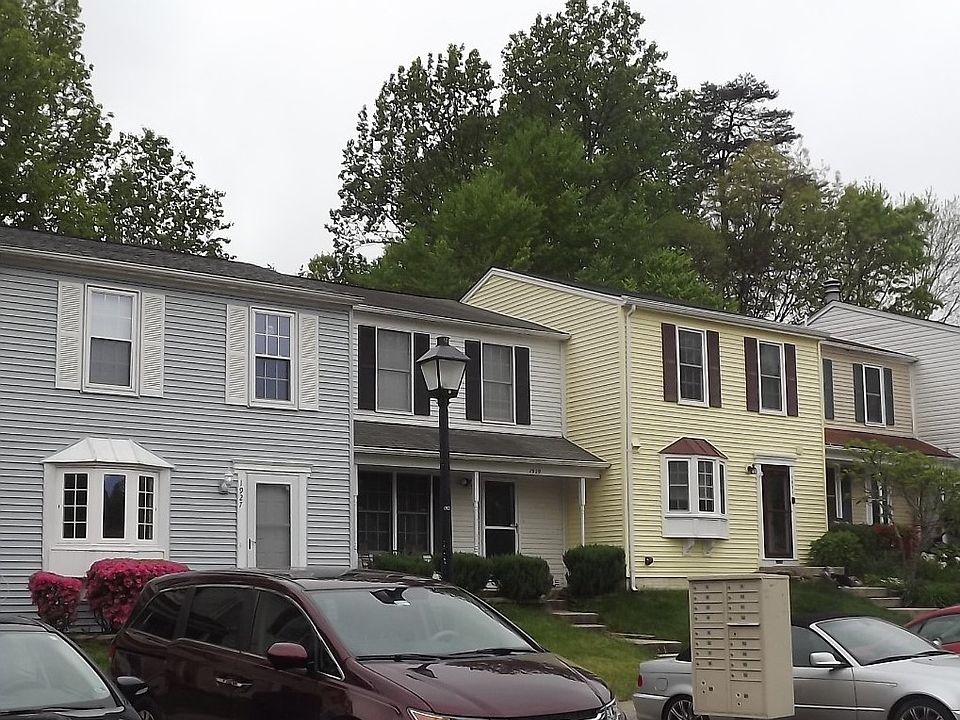 1st image of 1929 Pohick Creek Ct