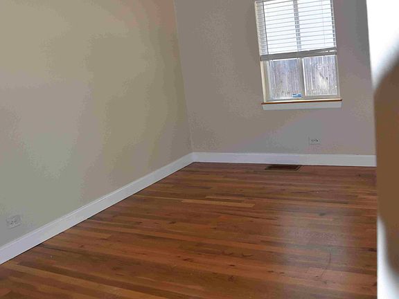 3rd image of 2040 S Saint Paul St