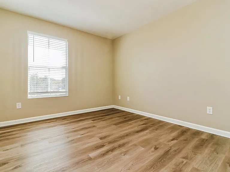 13945 Crater Cir — Photo 10