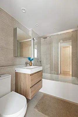 Rented by Keller Williams NYC | media 4