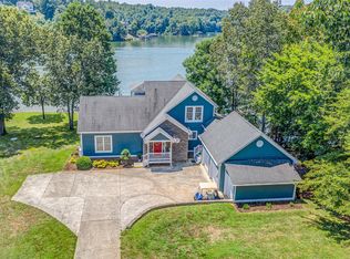 127 Briarcliff Dr, Moneta, VA 24121